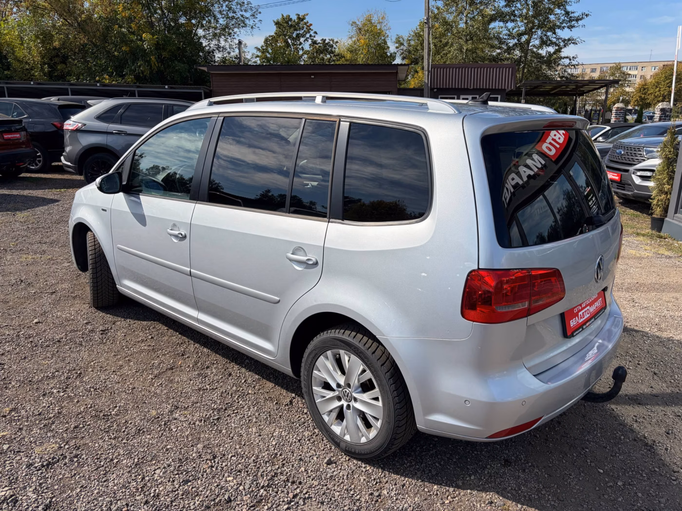 Volkswagen Touran фото 7