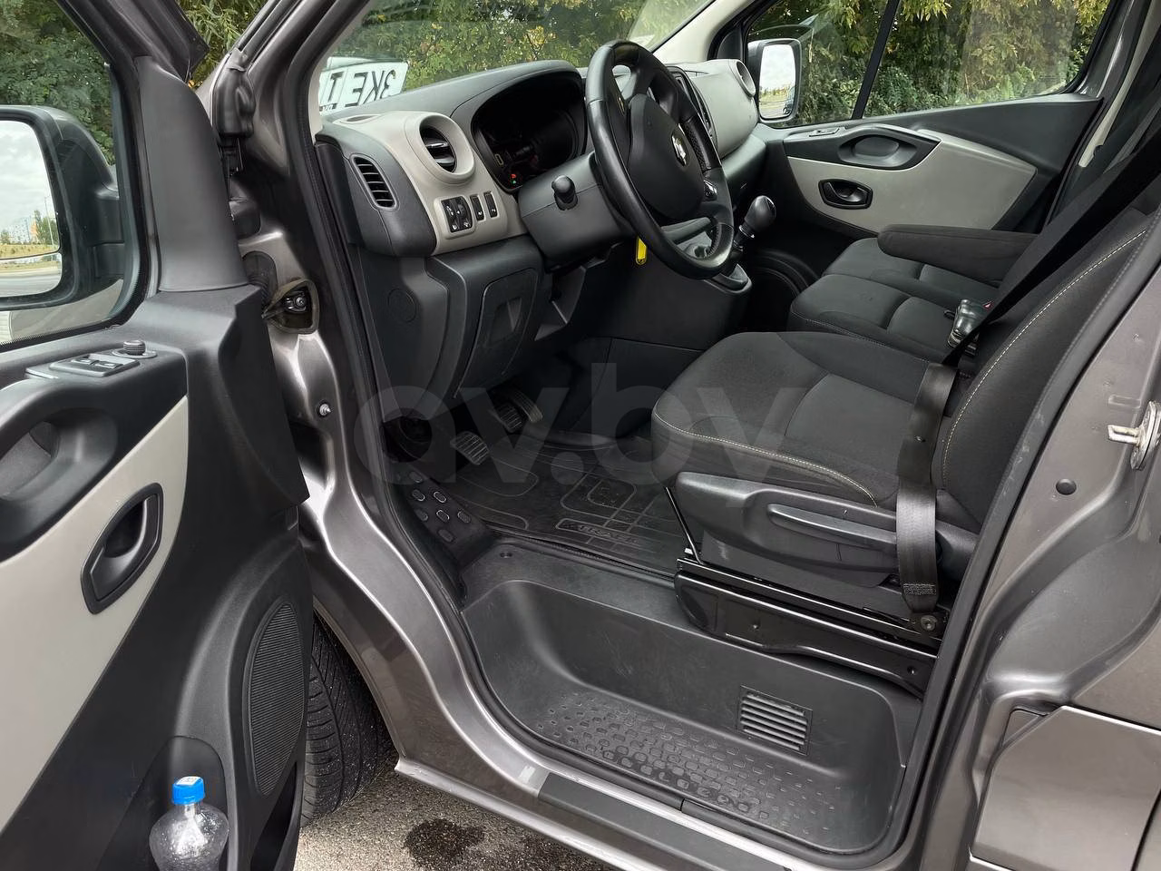 Renault Trafic фото 10