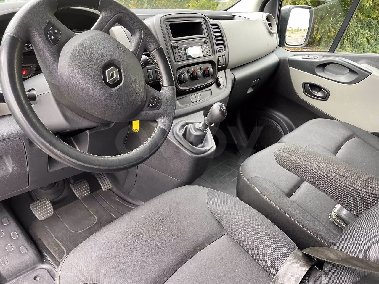 Renault Trafic фото 11
