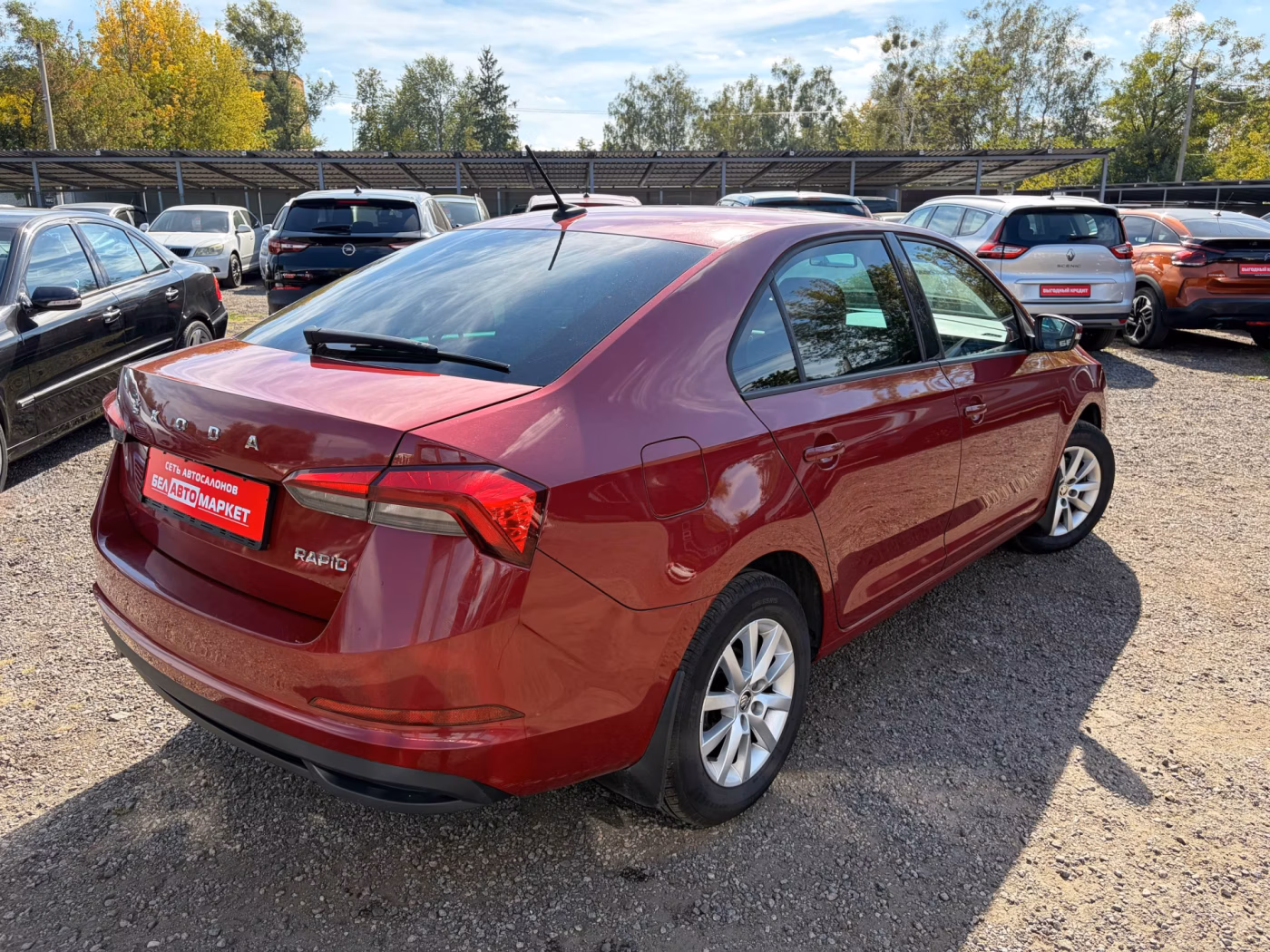 Skoda Rapid фото 5