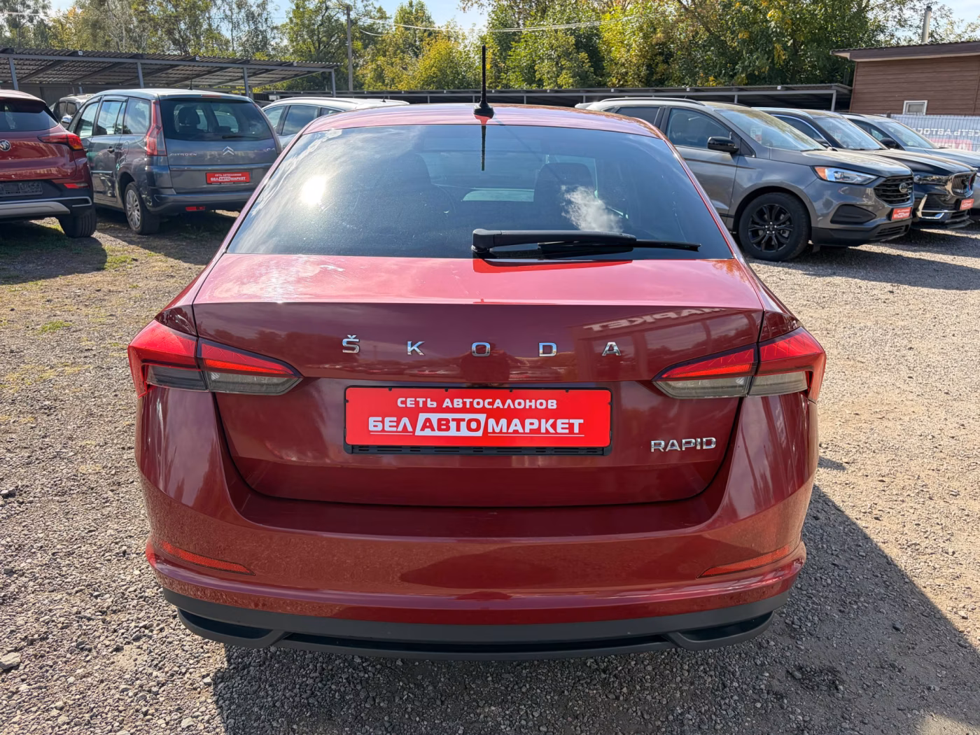 Skoda Rapid фото 6