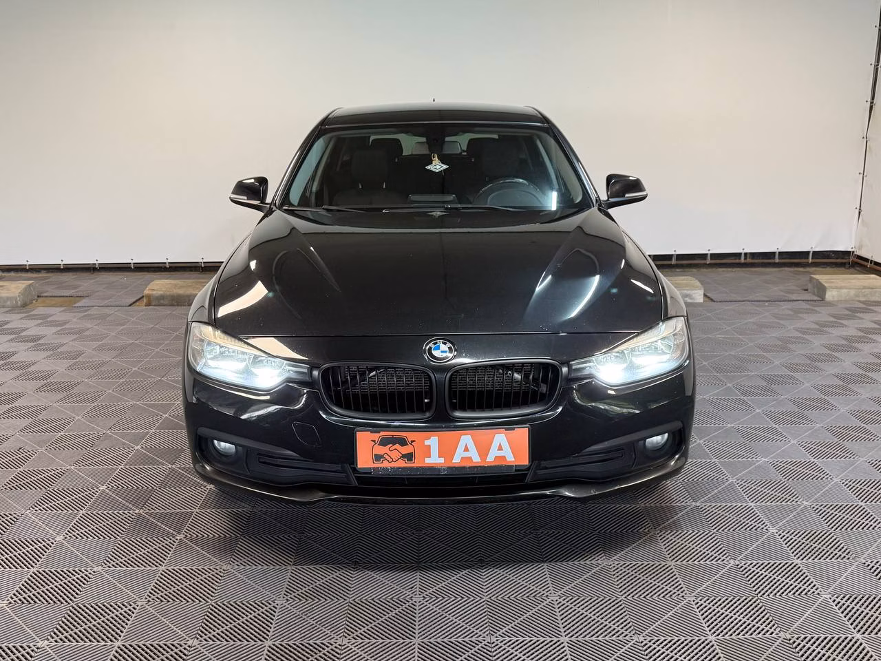 BMW 3 серия фото 2