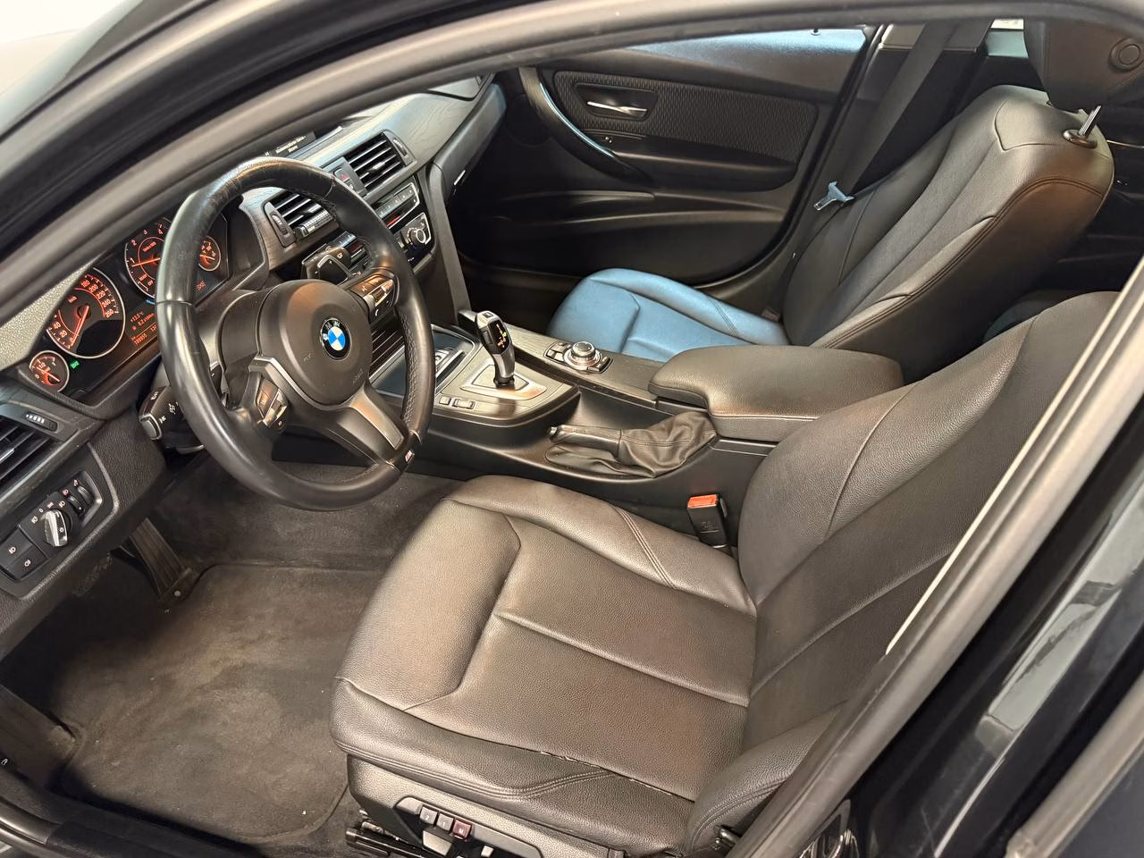 BMW 3 серия фото 13