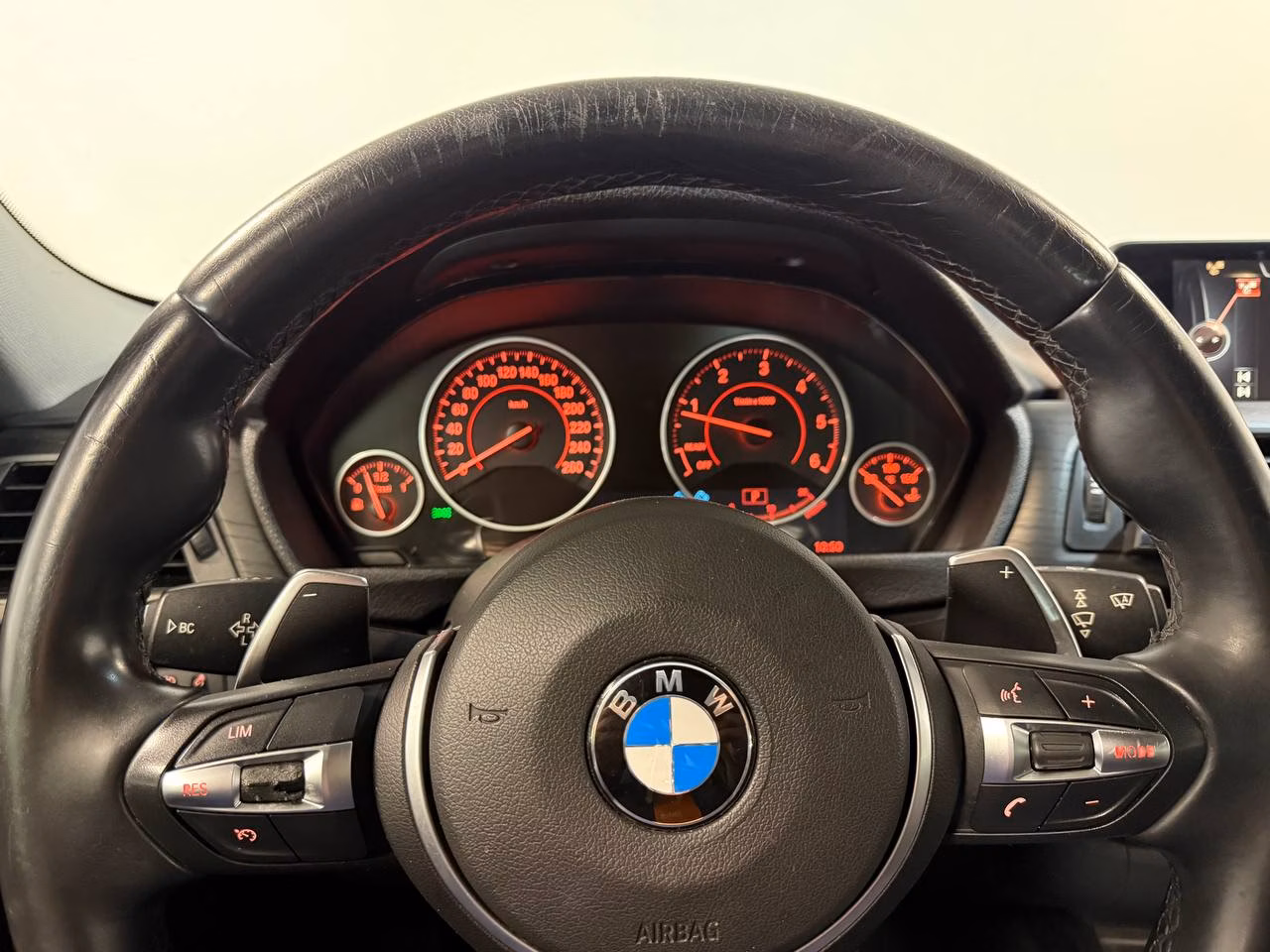 BMW 3 серия фото 18