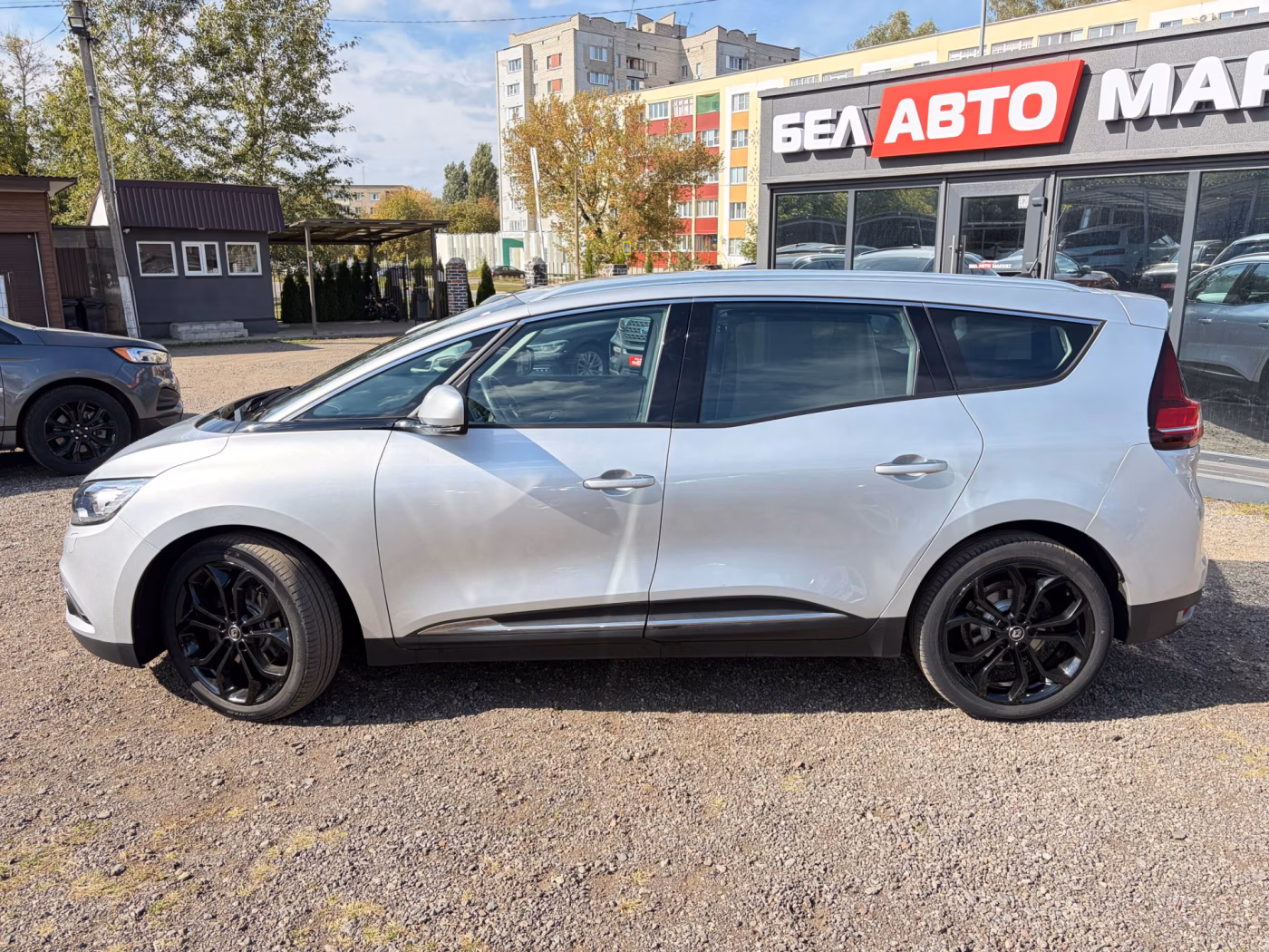 Renault Grand Scenic фото 8