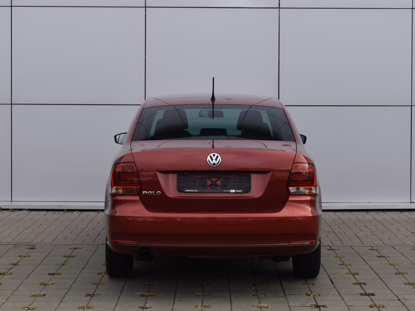 Volkswagen Polo Sedan фото 6