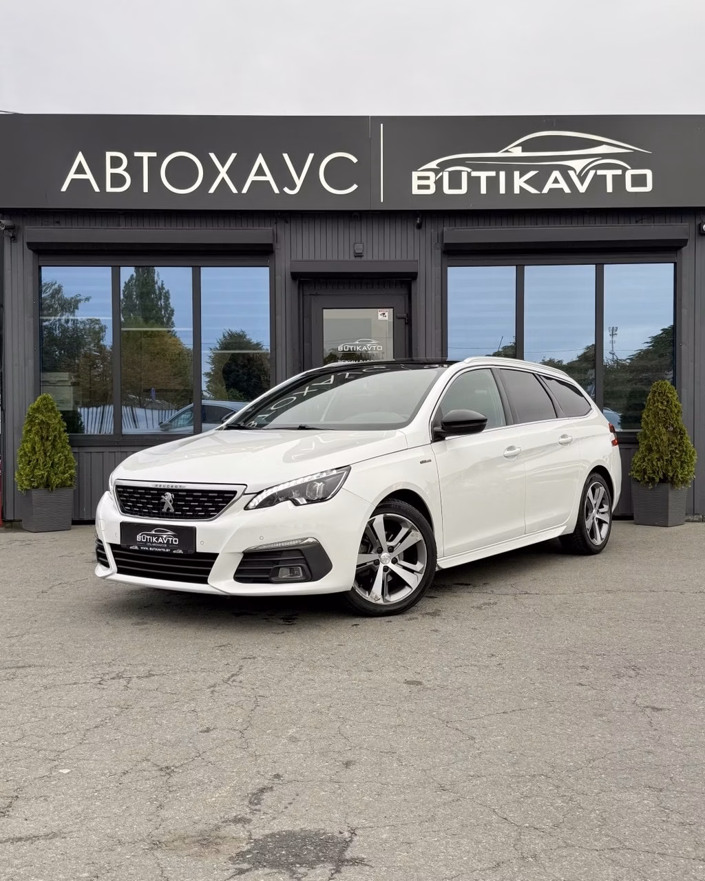 Peugeot 308 фото 3