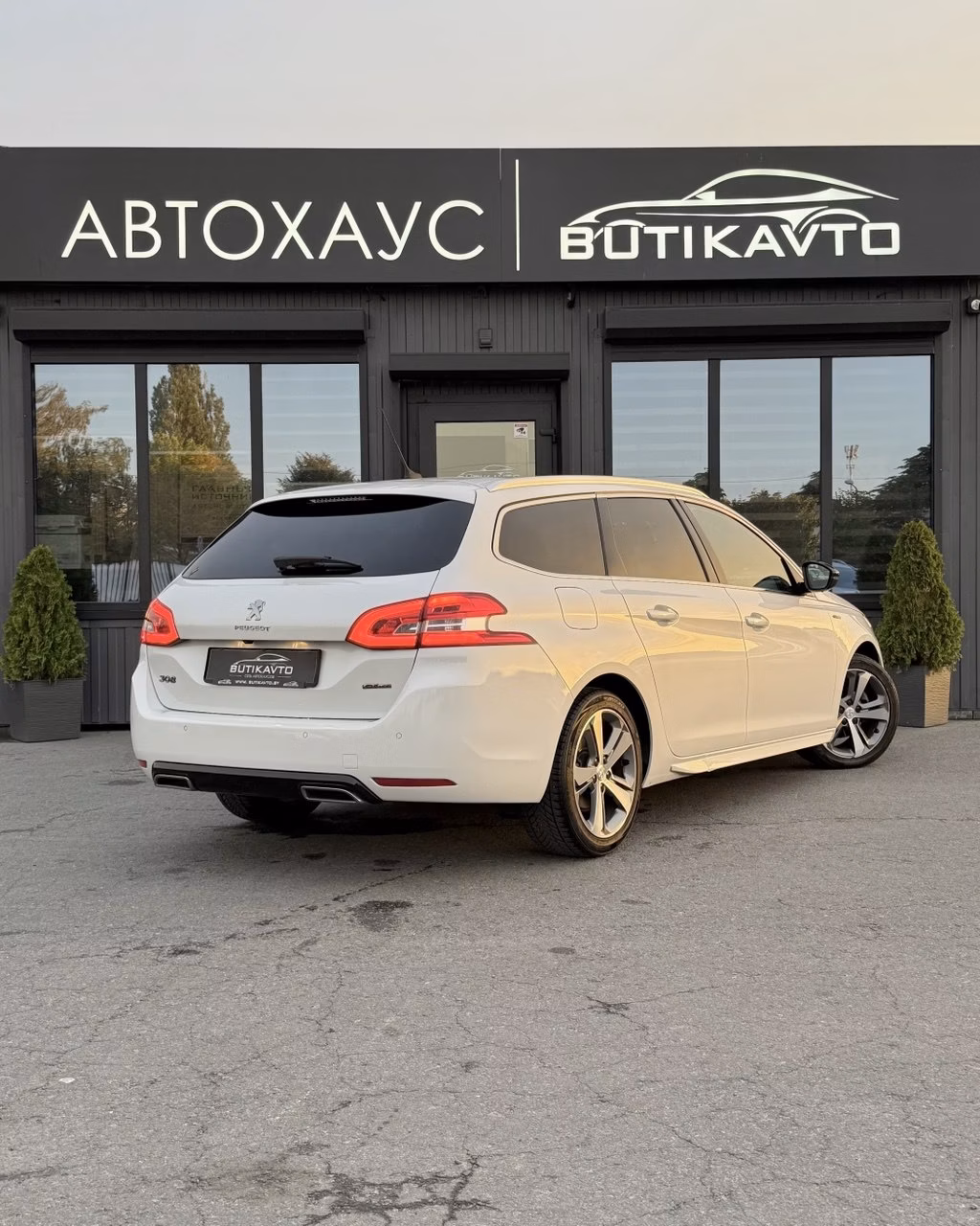 Peugeot 308 фото 6