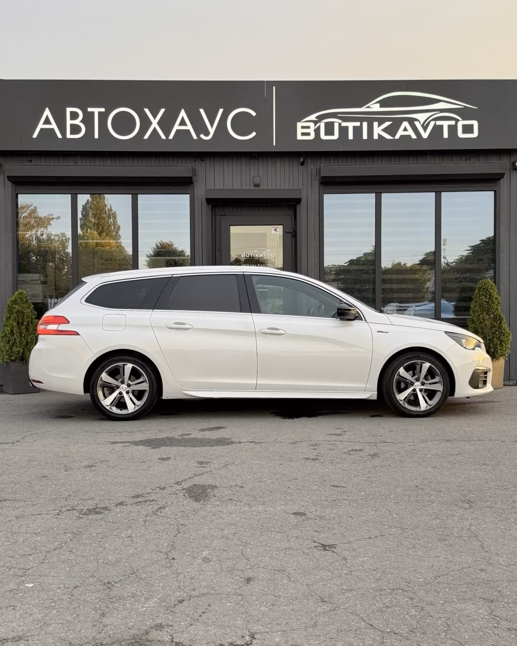 Peugeot 308 фото 7