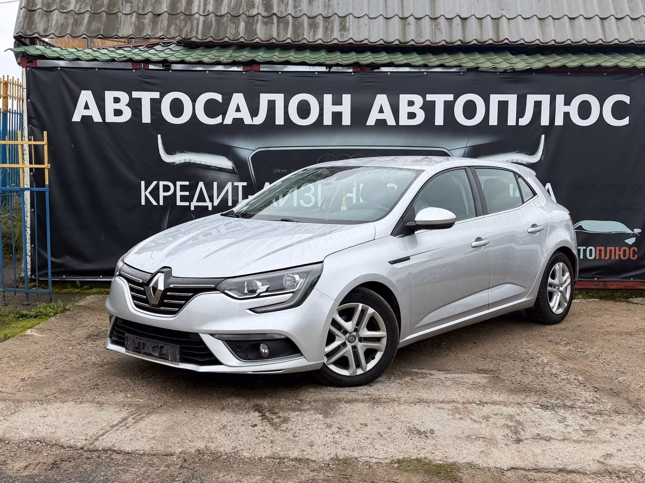 Renault Megane фото 4