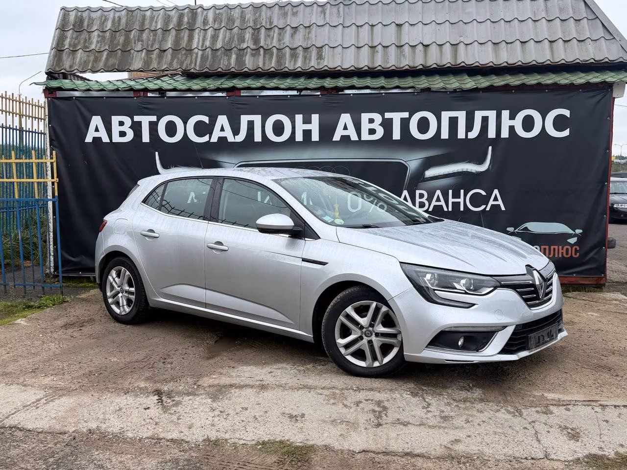 Renault Megane фото 5