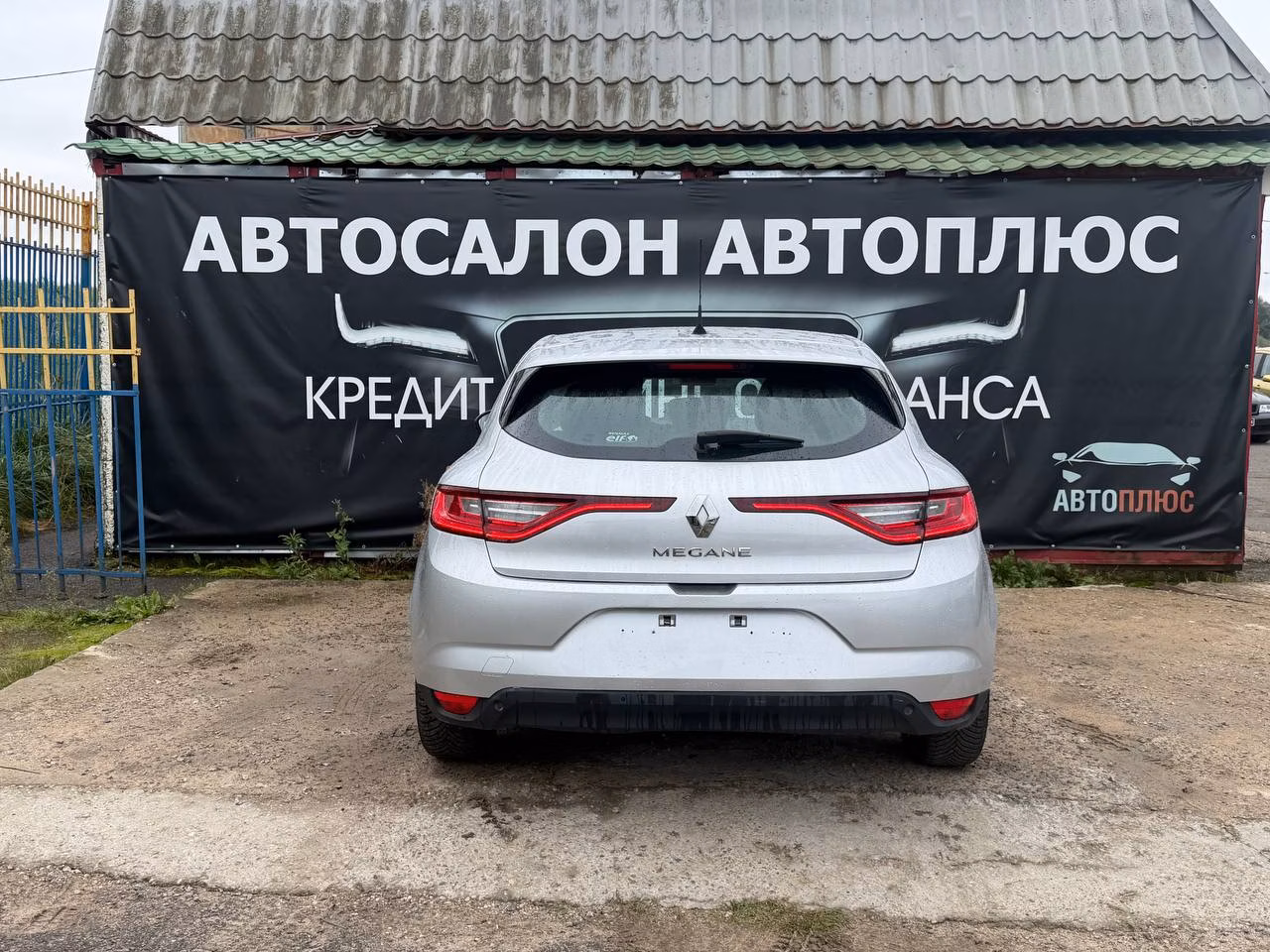 Renault Megane фото 12