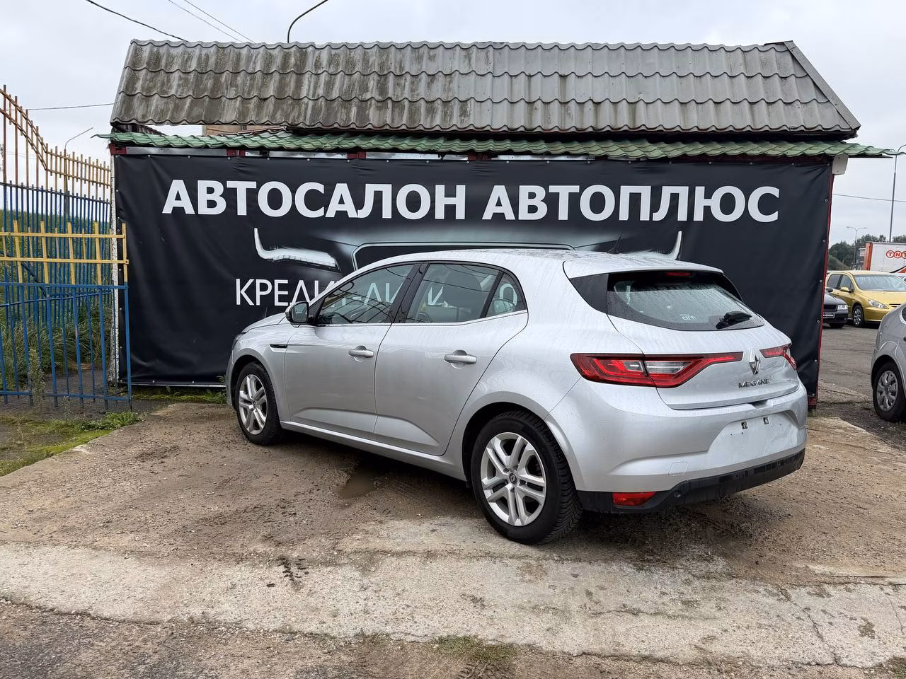 Renault Megane фото 15