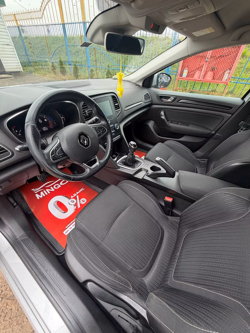 Renault Megane фото 19