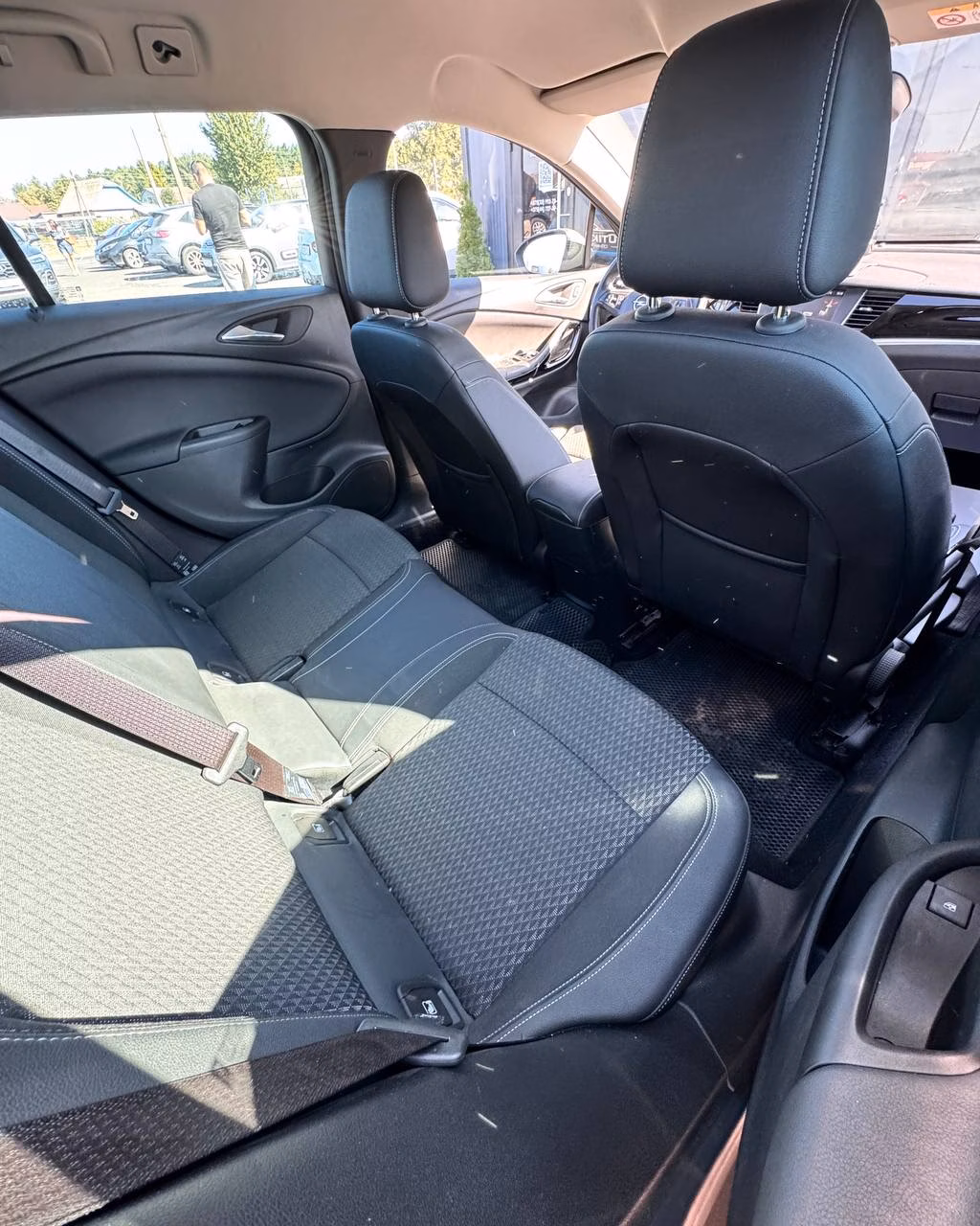 Opel Astra фото 11