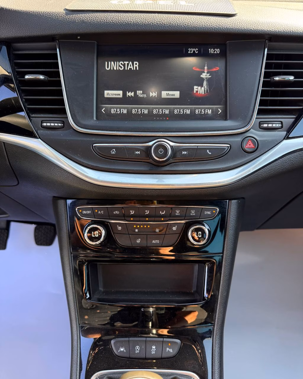 Opel Astra фото 17