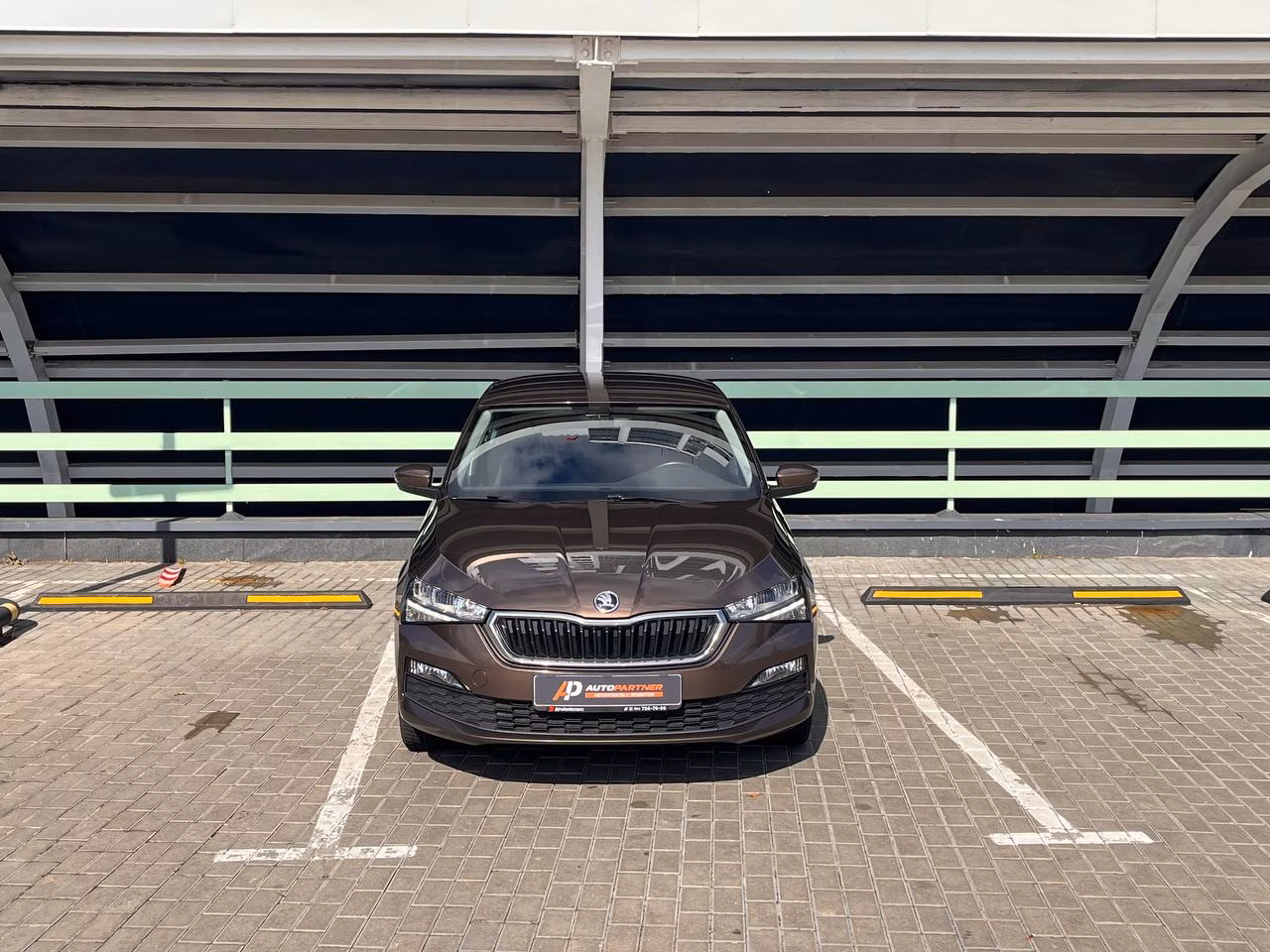 Skoda Rapid фото 2