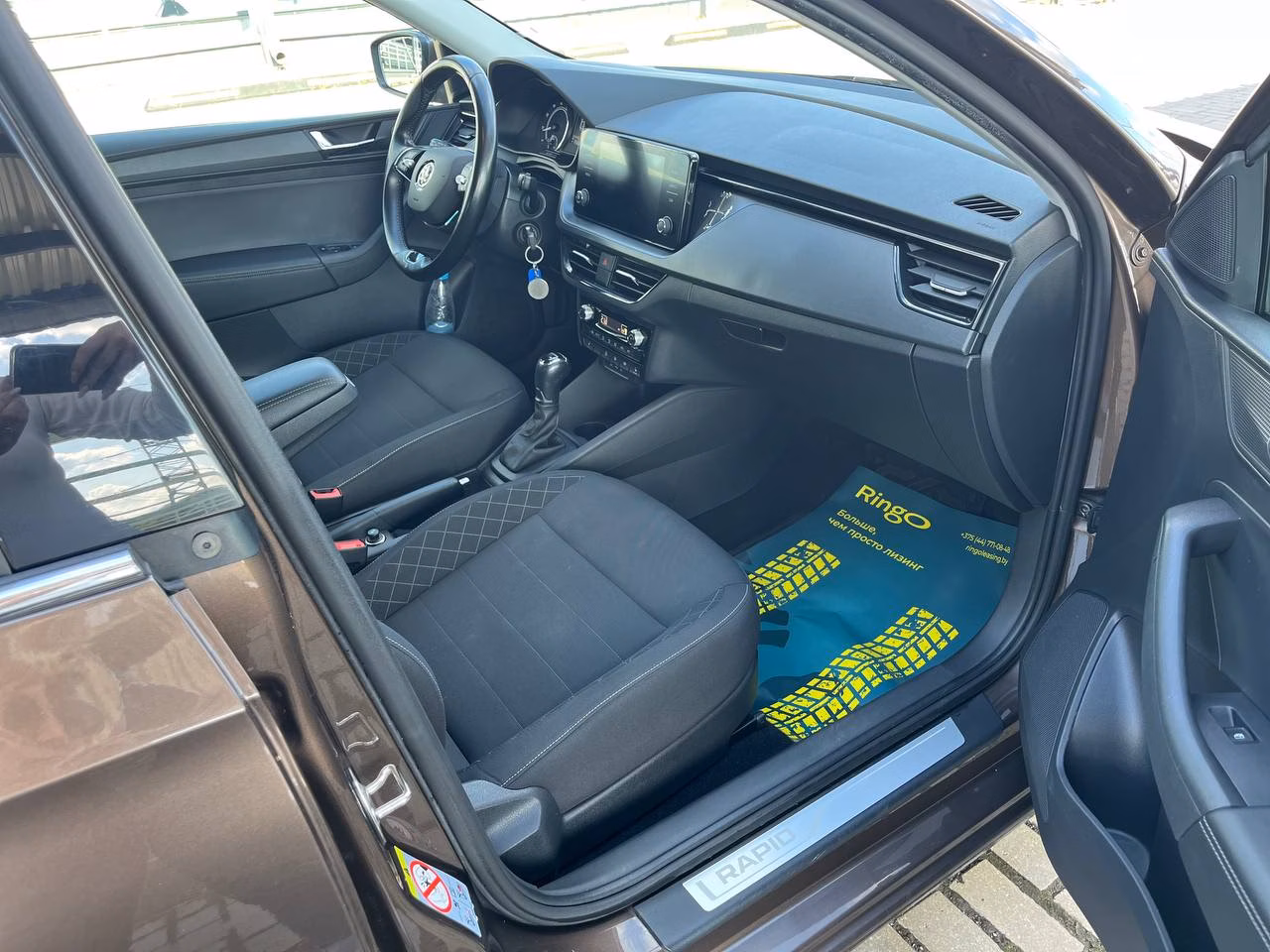 Skoda Rapid фото 9