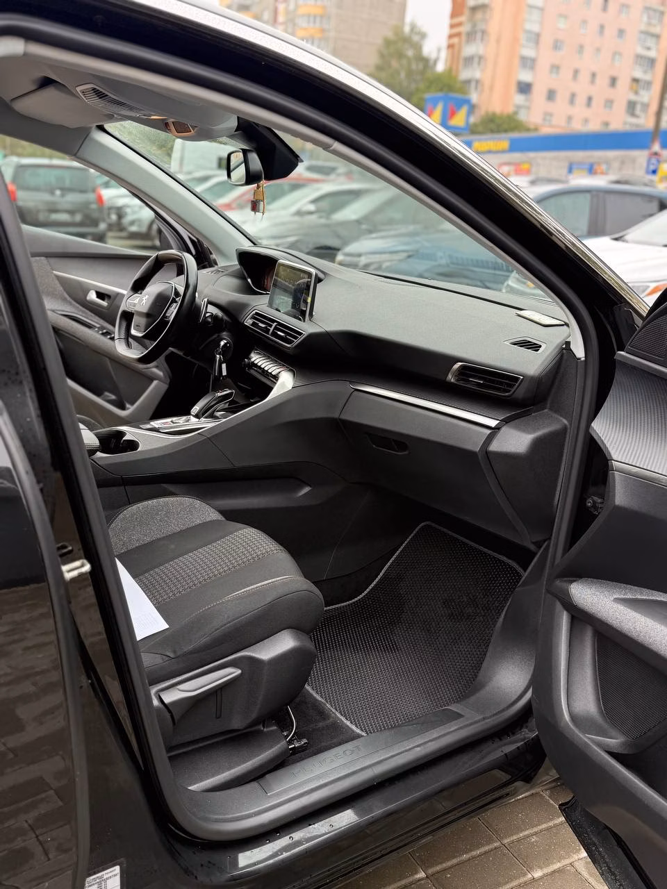 Peugeot 3008 фото 10