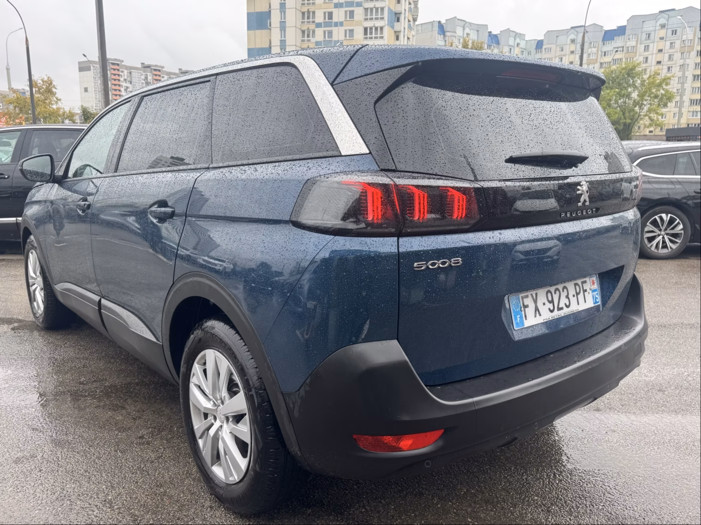 Peugeot 5008 фото 5