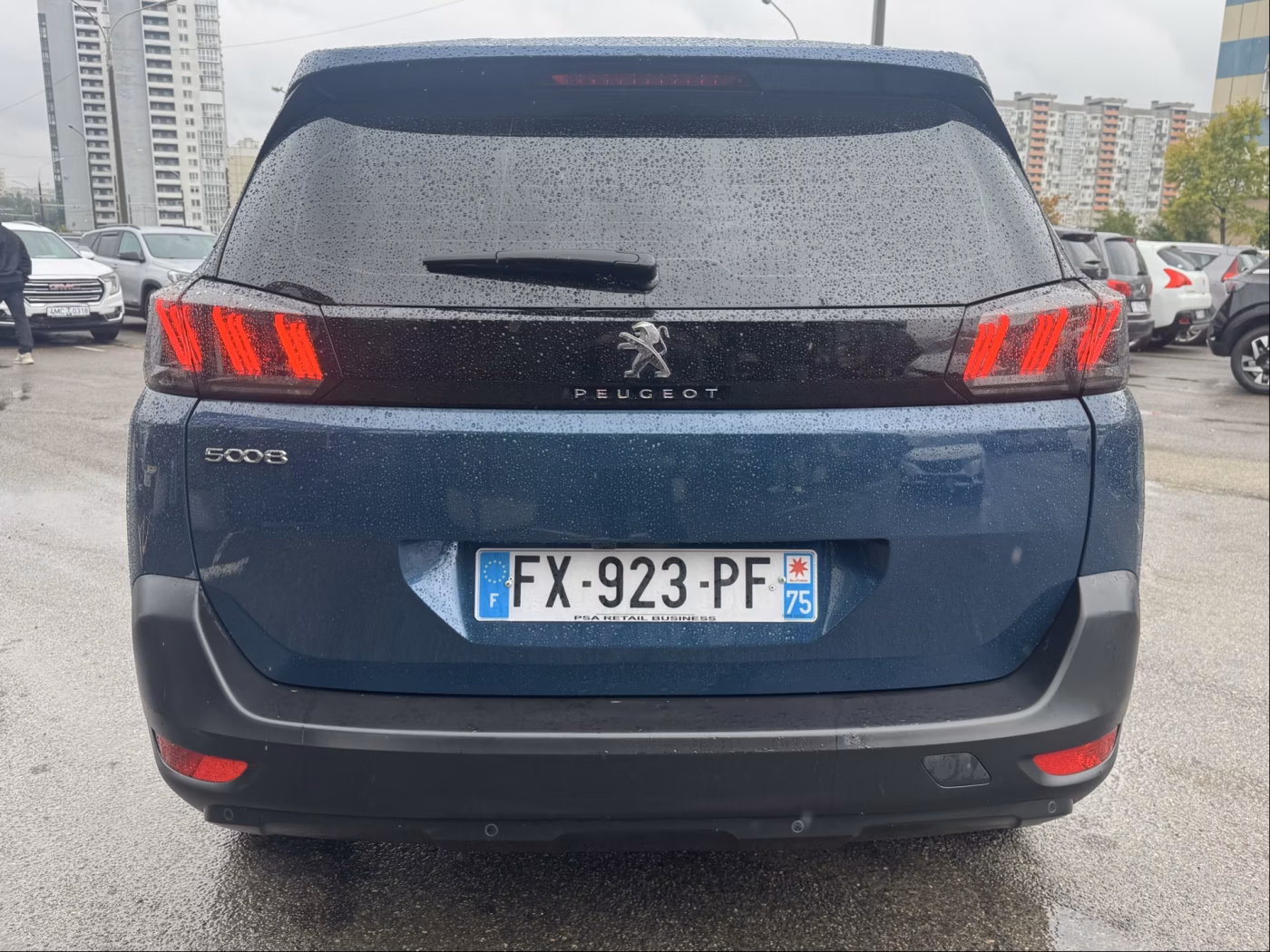Peugeot 5008 фото 6