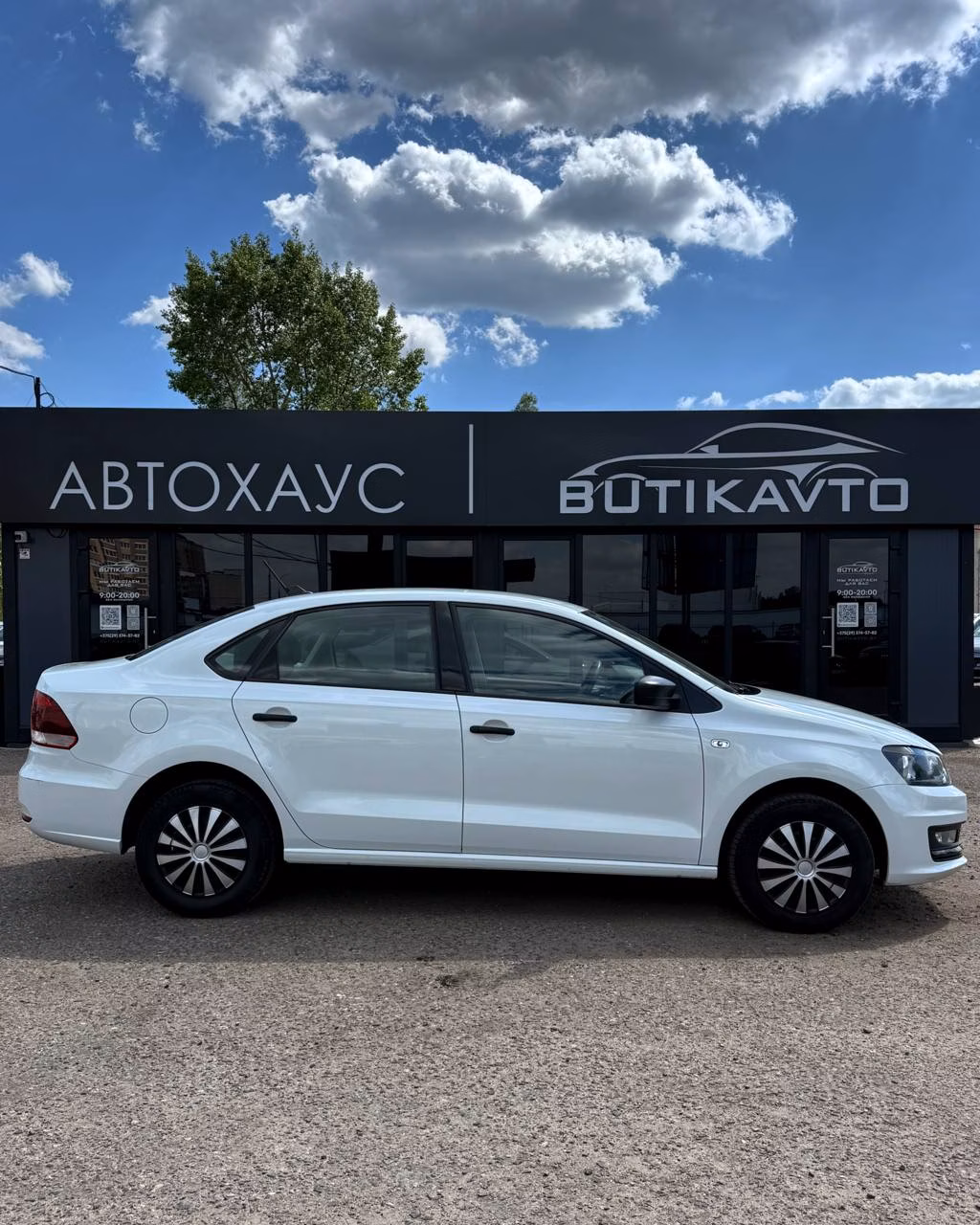 Volkswagen Polo Sedan фото 6