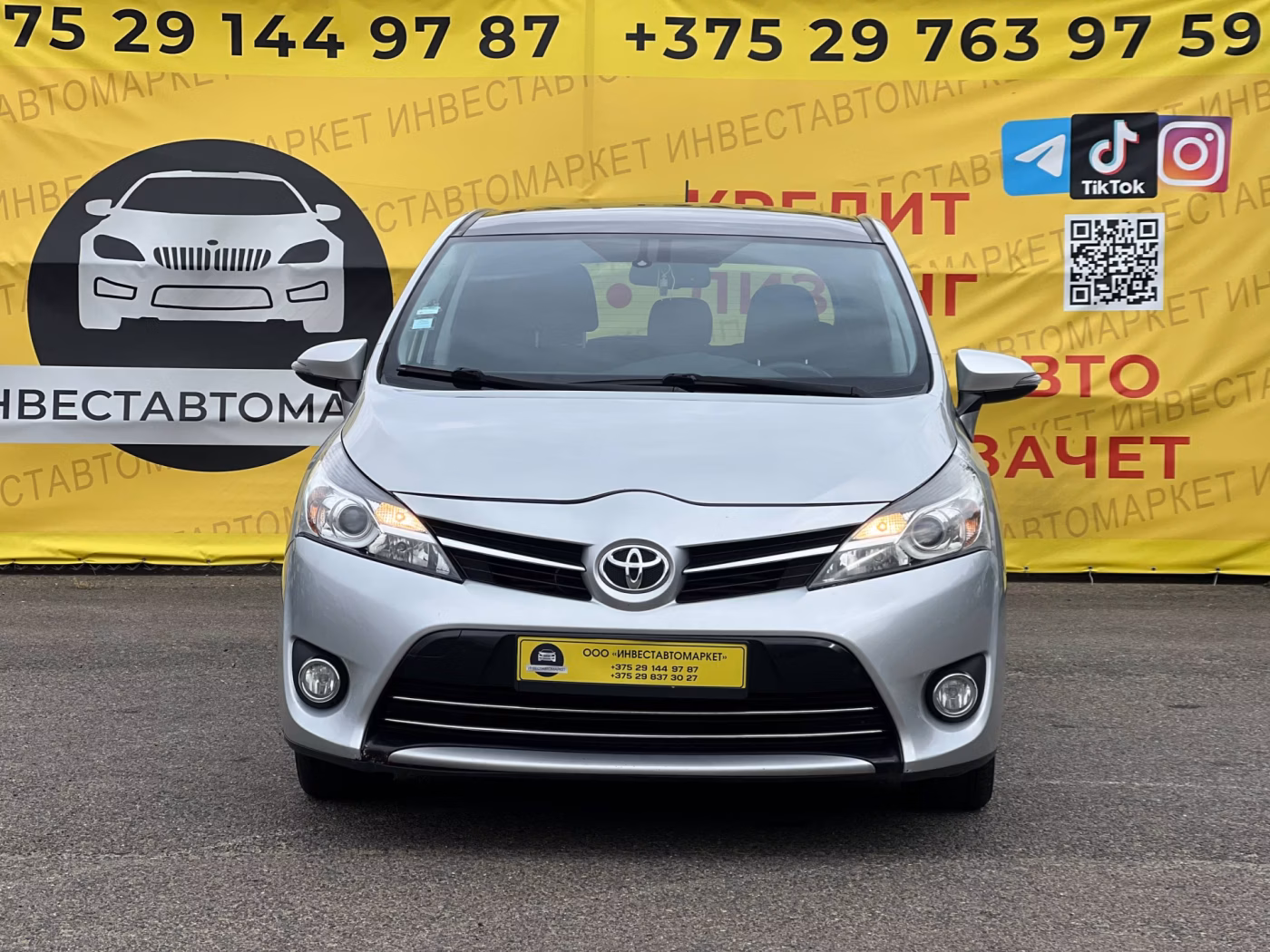 Toyota Verso фото 2