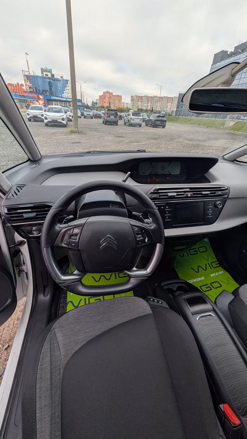 Citroen C4 Picasso фото 16