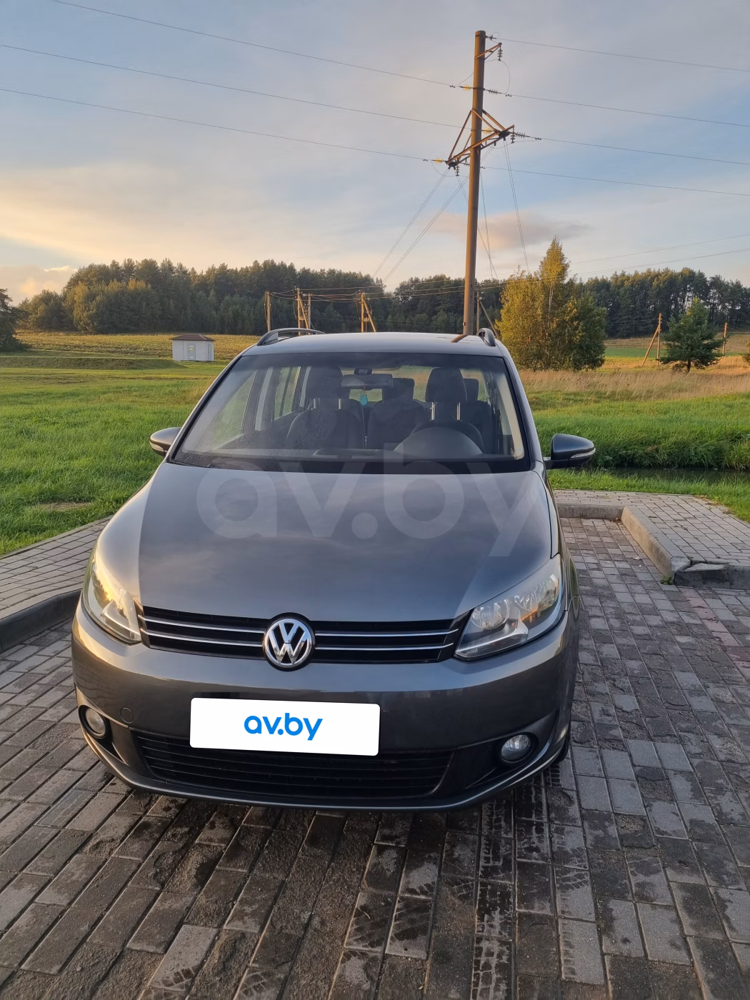 Volkswagen Touran фото 2
