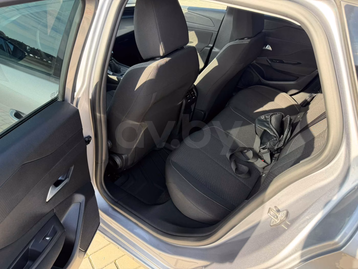 Peugeot 308 фото 6