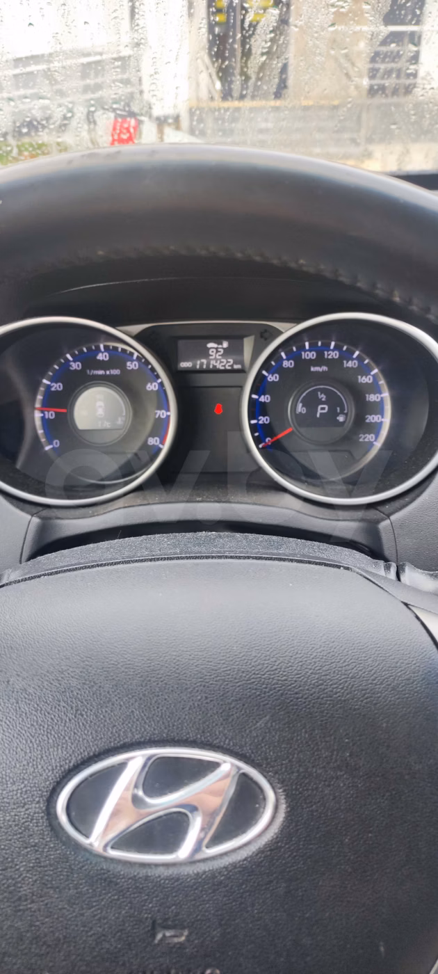 Hyundai ix35 фото 8