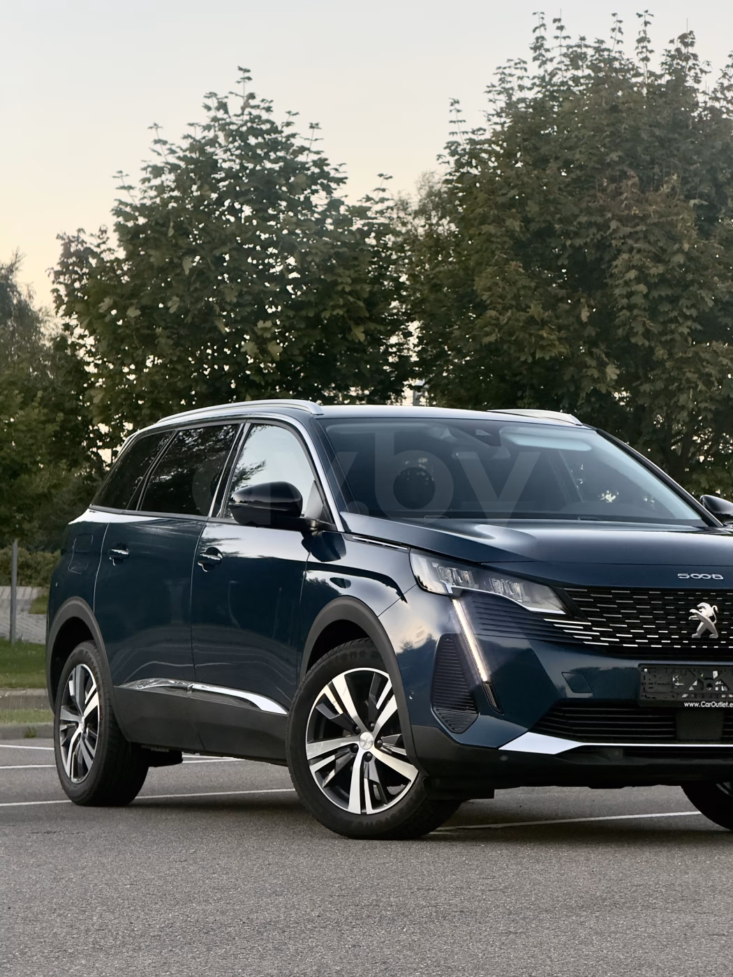 Peugeot 5008 фото 9