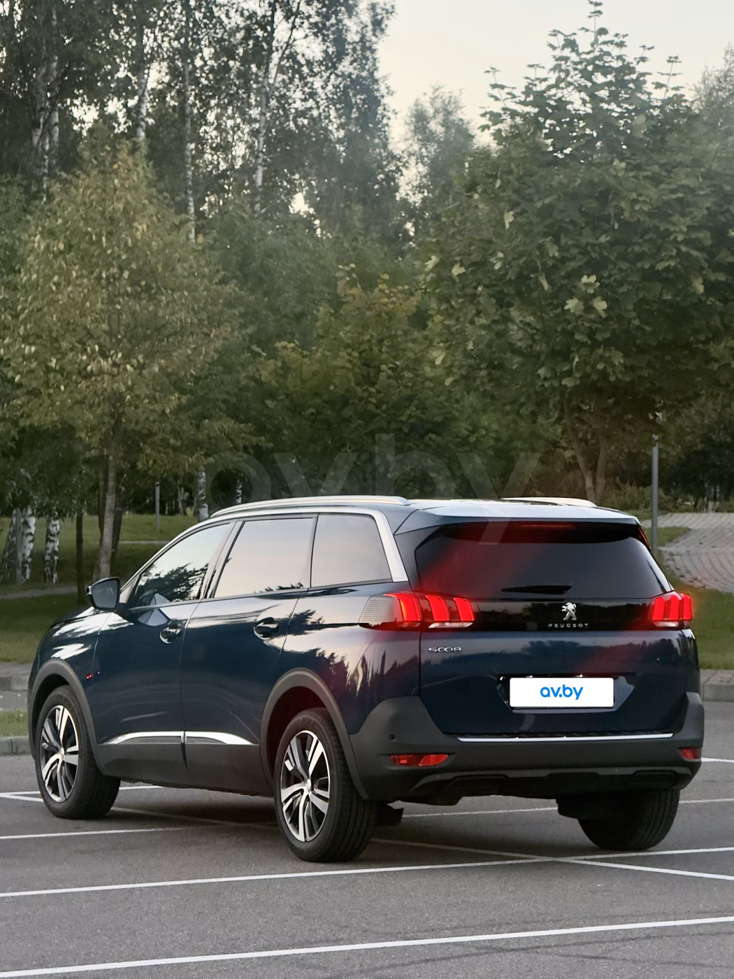 Peugeot 5008 фото 16