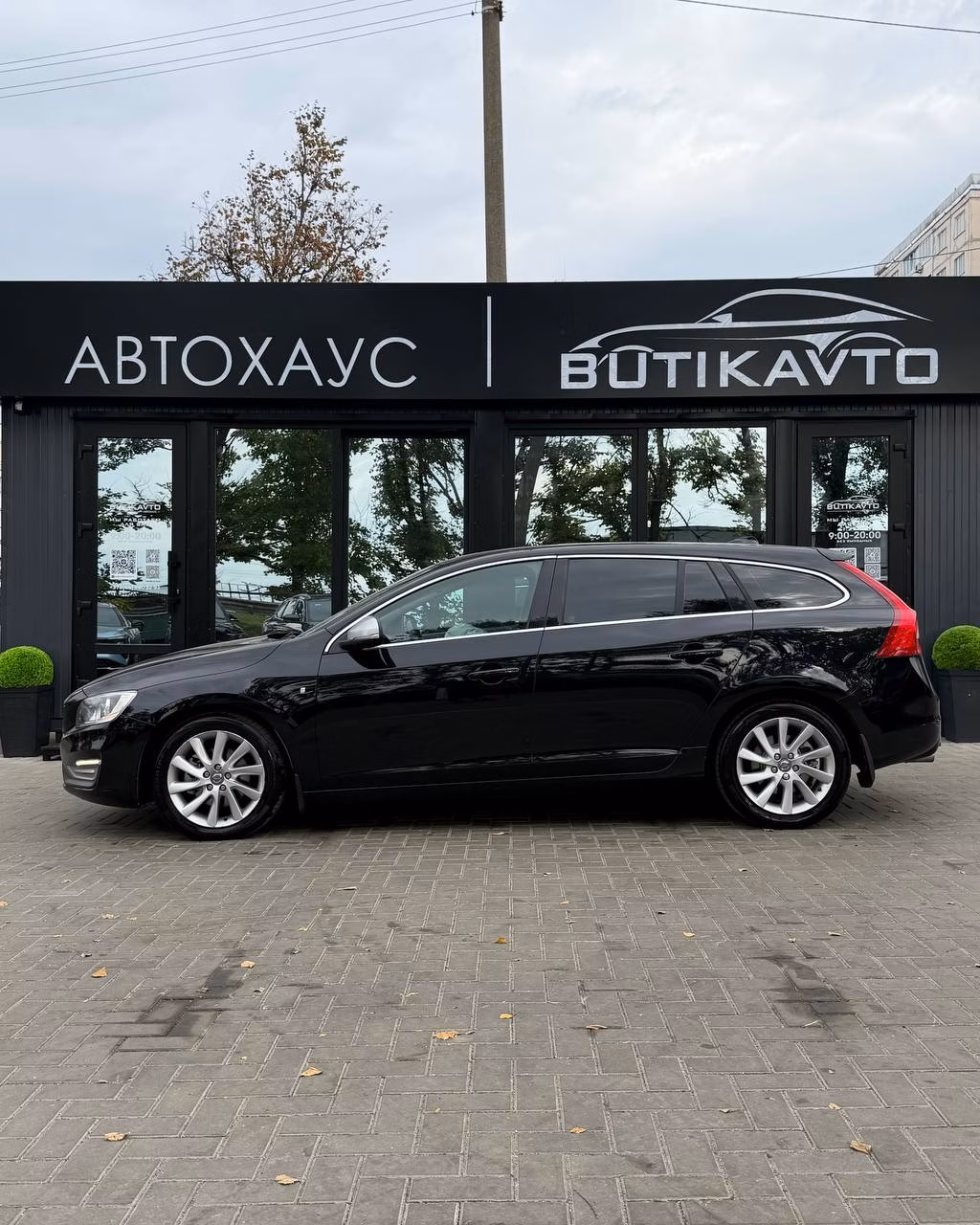 Volvo V60 фото 8