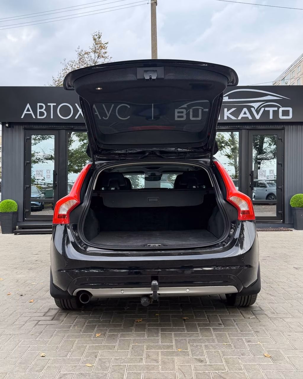 Volvo V60 фото 9