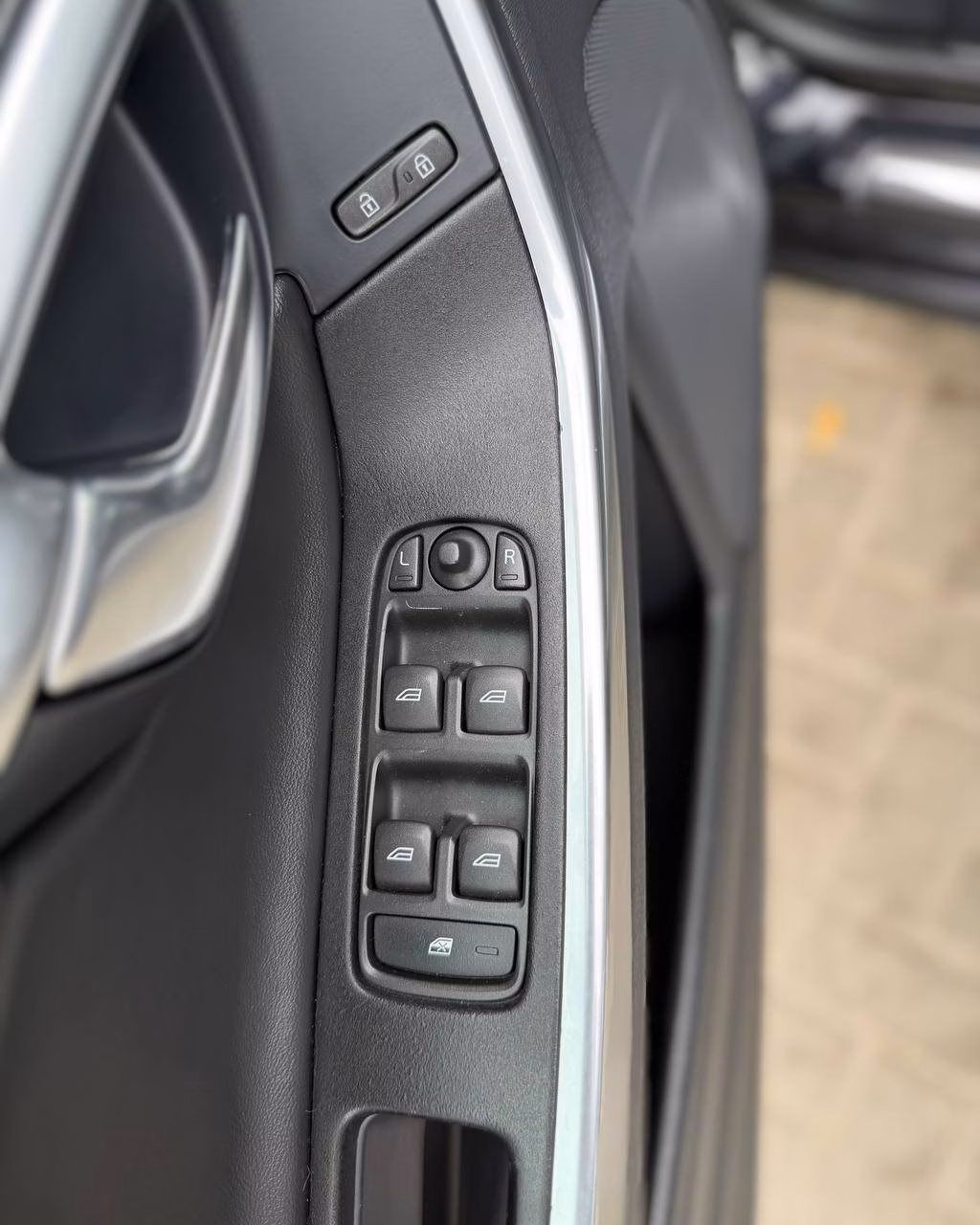 Volvo V60 фото 13
