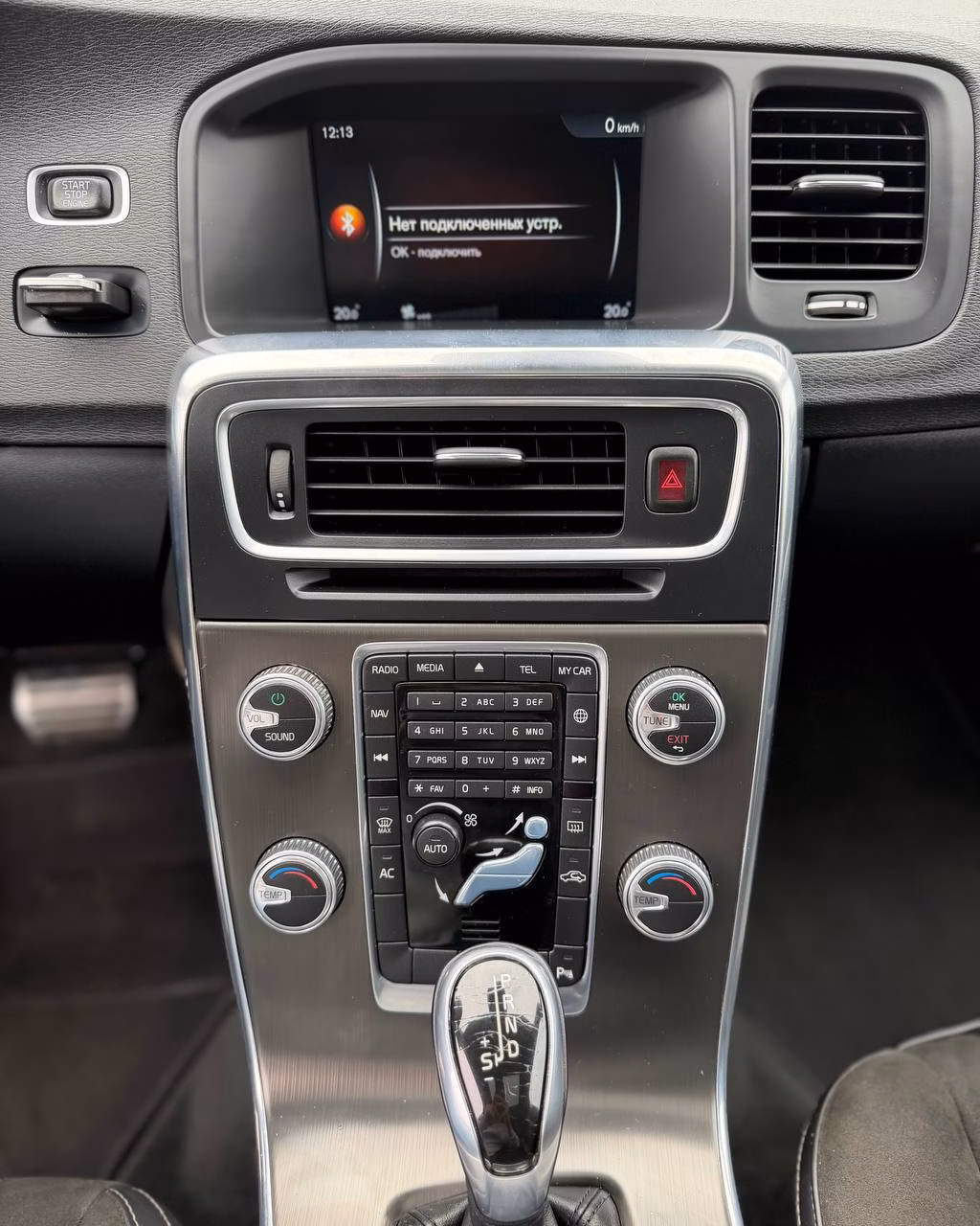 Volvo V60 фото 17