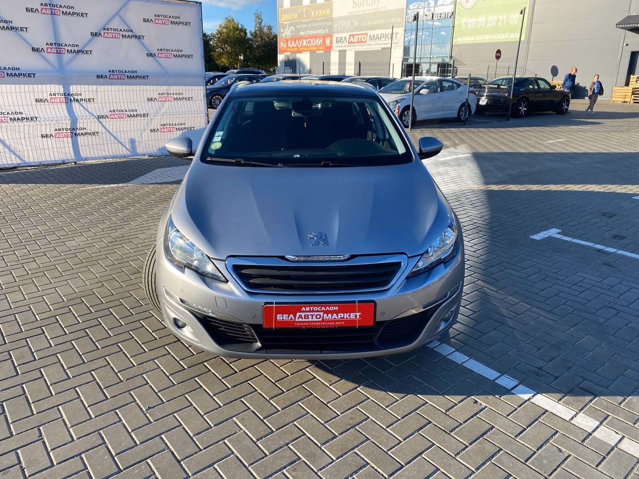 Peugeot 308 фото 4