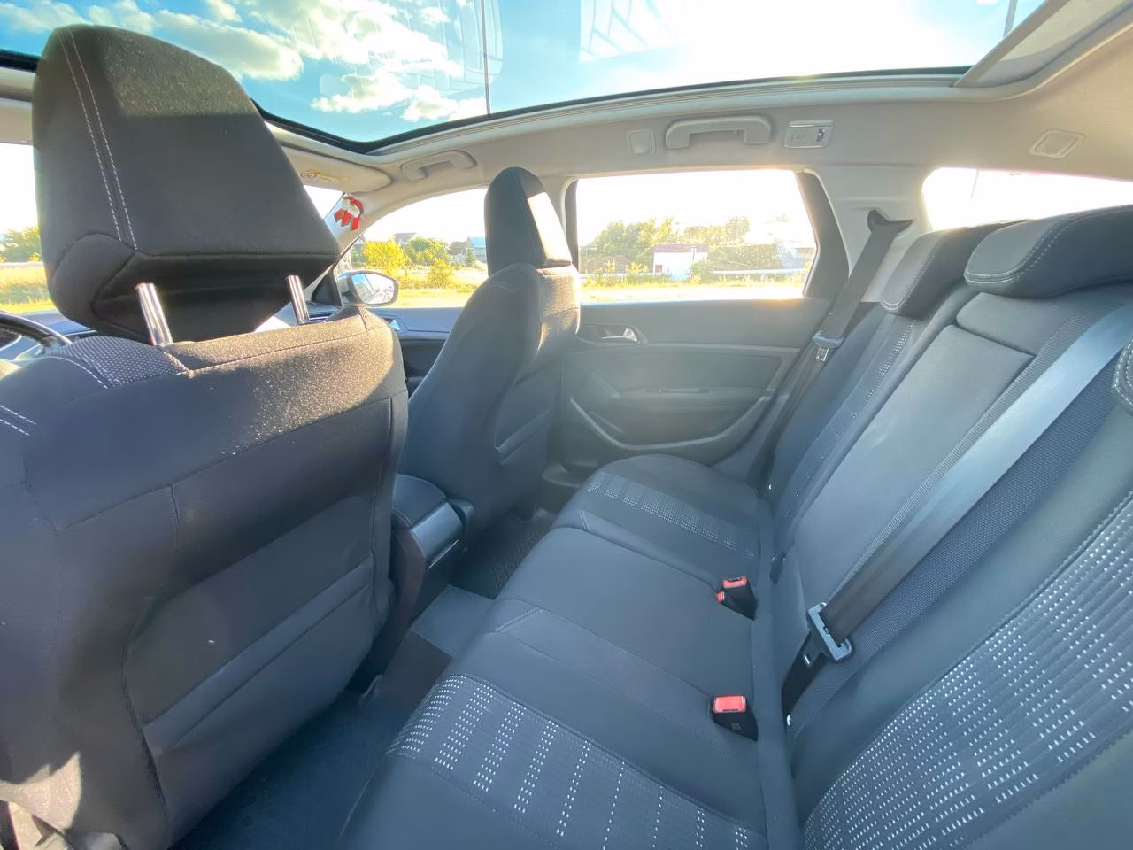 Peugeot 308 фото 12