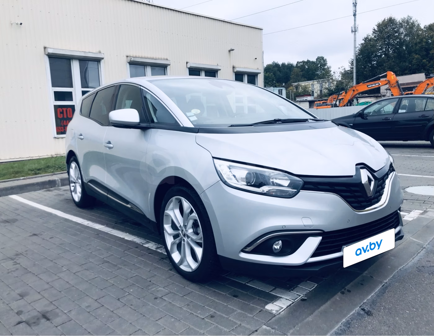 Renault Grand Scenic фото 8