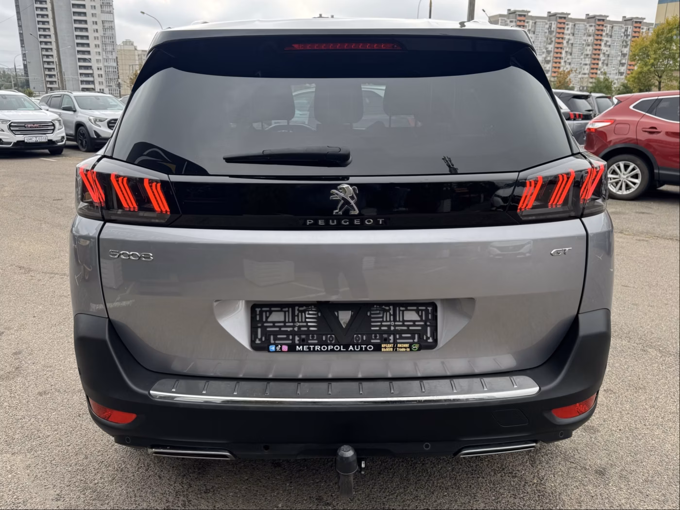 Peugeot 5008 фото 7