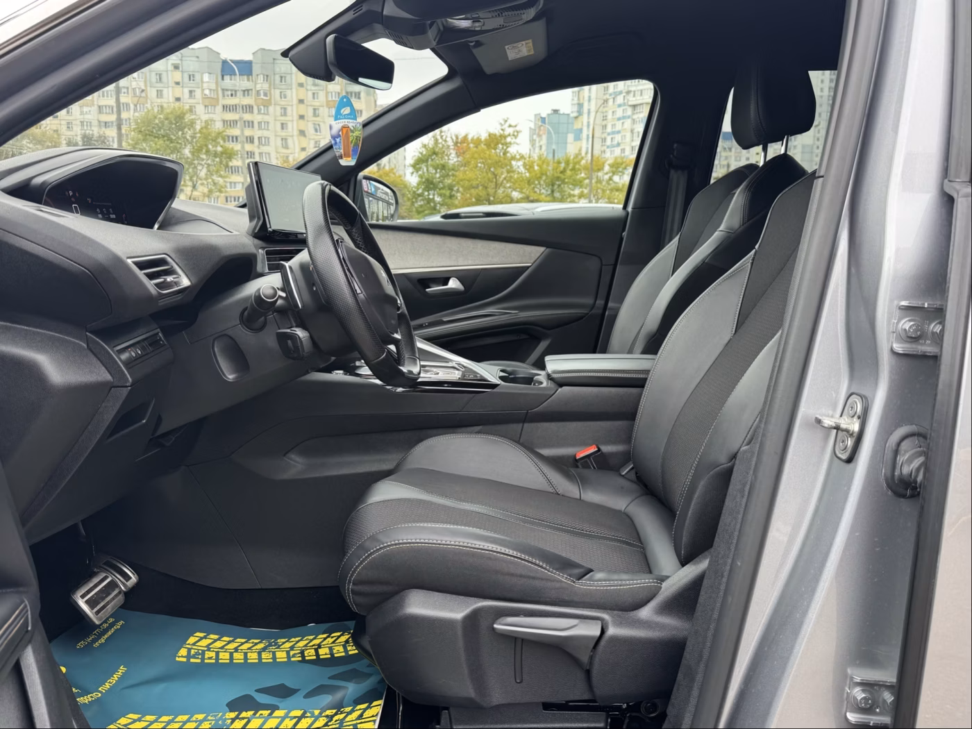 Peugeot 5008 фото 11