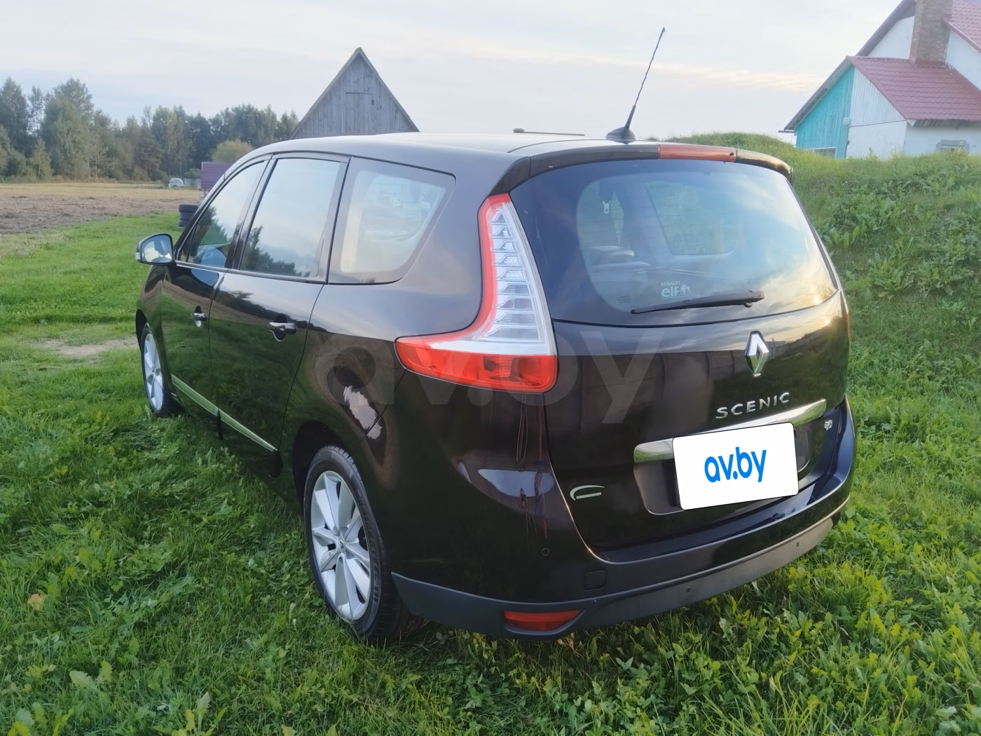 Renault Grand Scenic фото 5