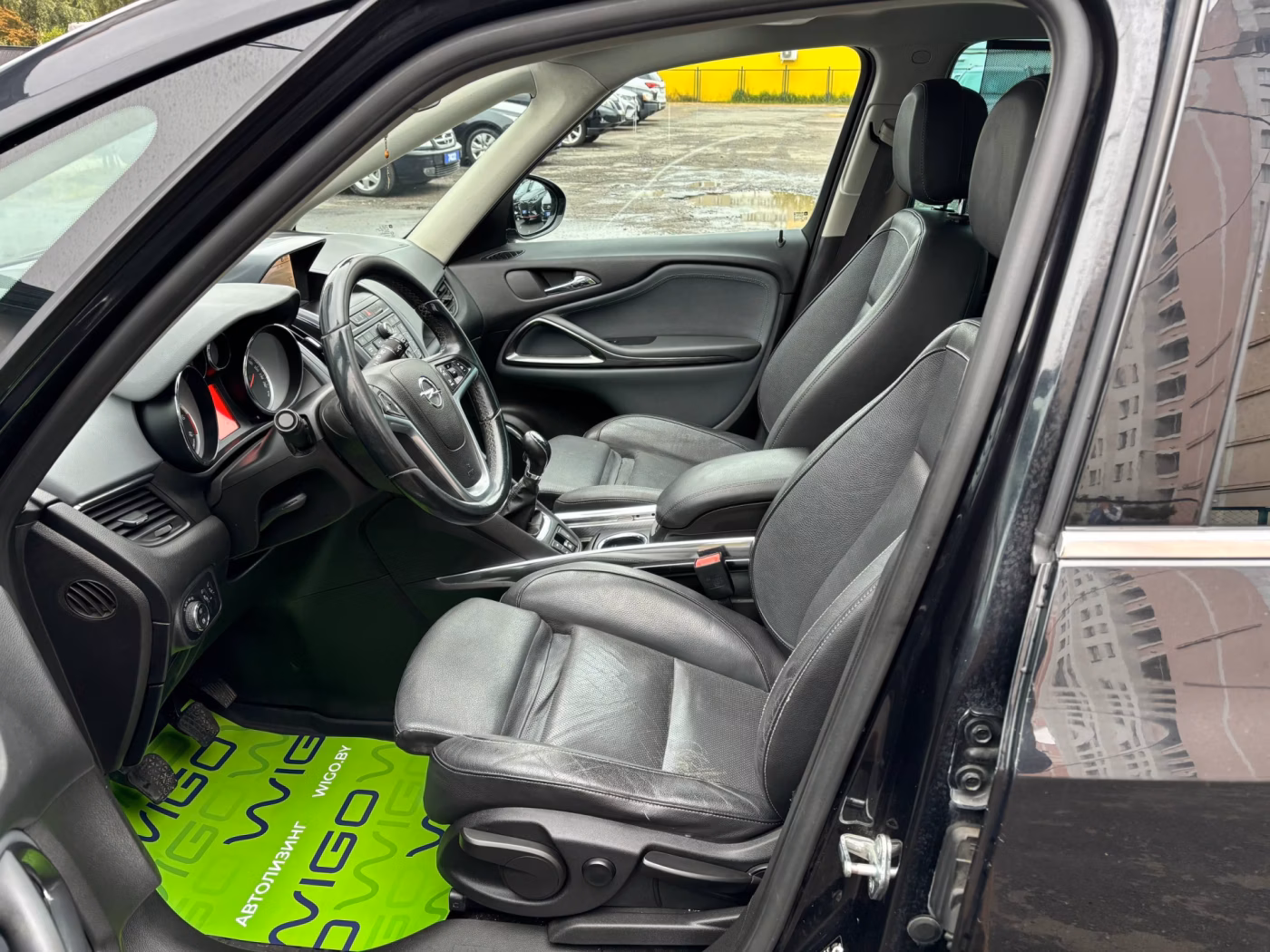 Opel Zafira фото 9