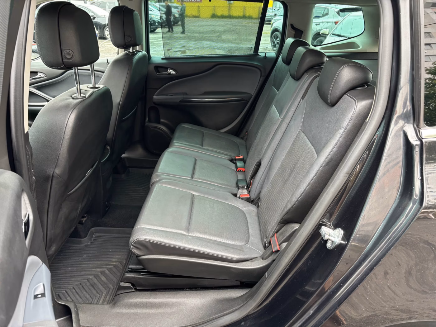 Opel Zafira фото 16