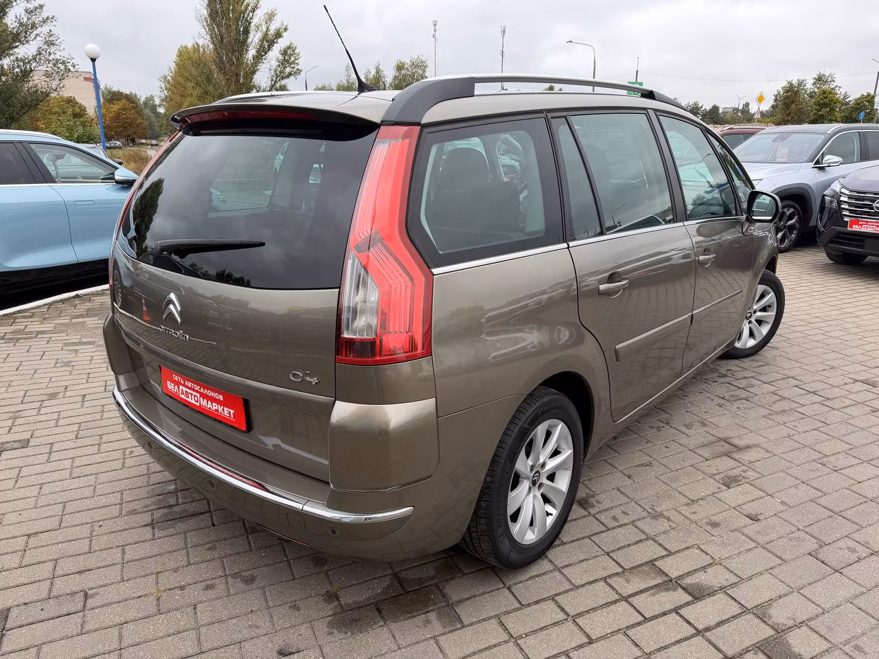 Citroen C4 Grand Picasso фото 5