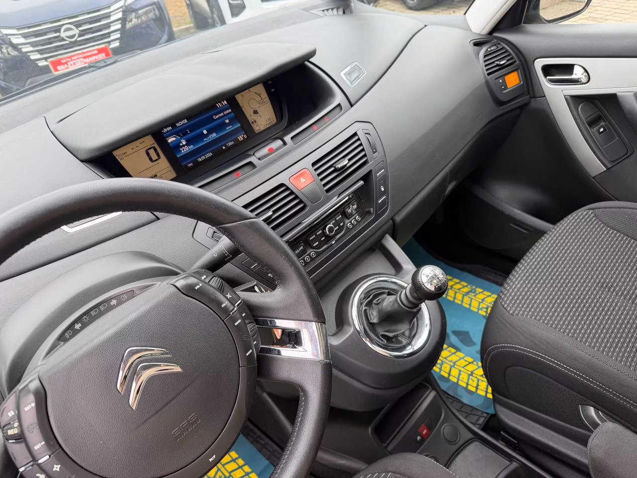 Citroen C4 Grand Picasso фото 10