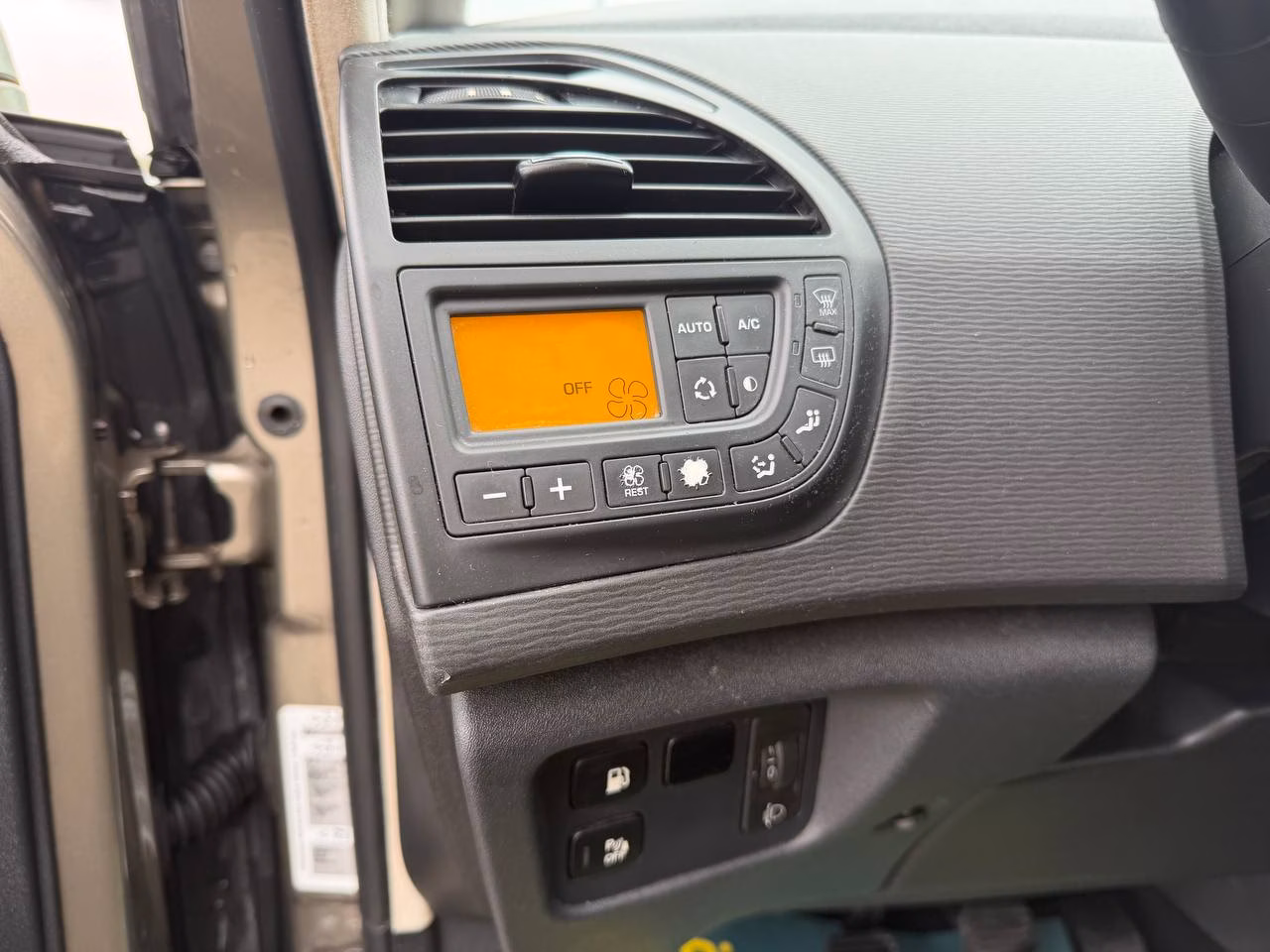 Citroen C4 Grand Picasso фото 15