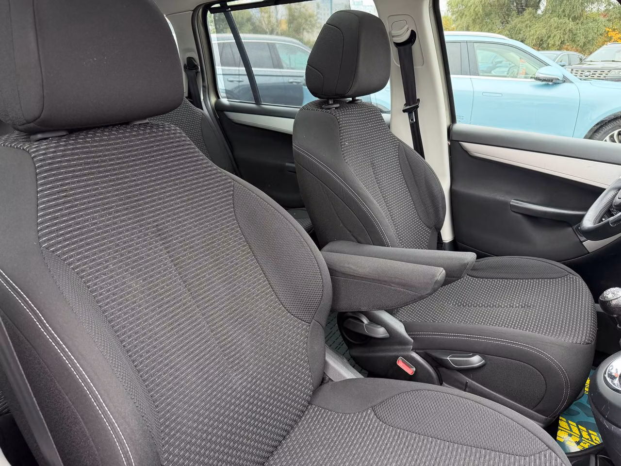 Citroen C4 Grand Picasso фото 18