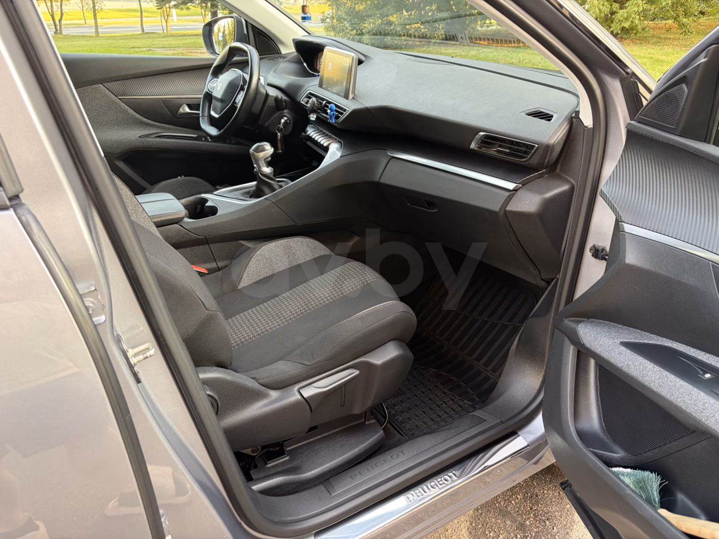Peugeot 5008 фото 16